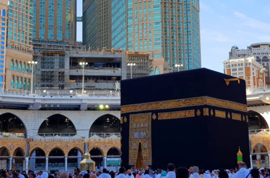Affordable Umrah Package for a Family from Jaipur
